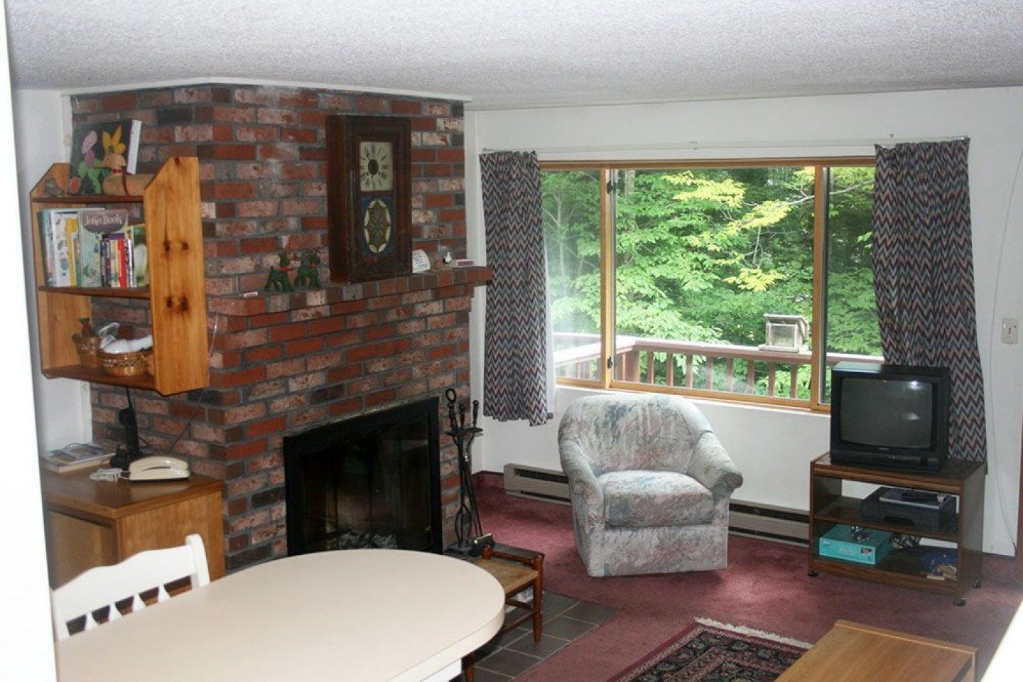 South Ridge H - Living area with fireplace